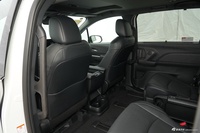 2026款格瑞维亚 2.5L混动 尊贵PLUS版