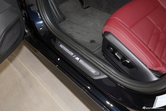 2026款宝马i5 eDrive 40L M运动套装