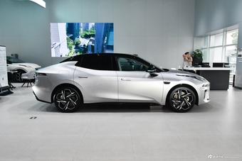 2026款领克07EM-P 126长续航 Ultra H7