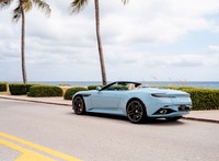 2025款DB12 4.0T V8 Volante 棕榈滩版 官图