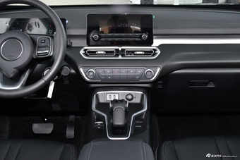 2024款金刚炮2.0T自动8AT柴油两驱精英型长箱