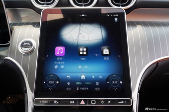 2025款奔驰GLC改款 300 L 4MATIC 豪华型 7座