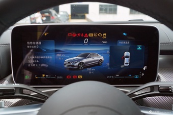 2025款奔驰C级 改款 C 260 L 4MATIC 运动版