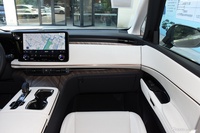 2023款雷克萨斯LM 350h 七座隽雅版