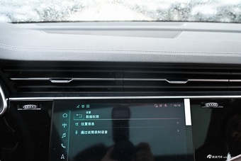 2025款奥迪Q7 55 TFSI quattro S line黑武士型