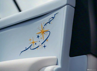 2025款库里南 Cosmos 官图