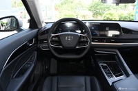 2024款奔腾B70 龙腾版 1.5T 领创型