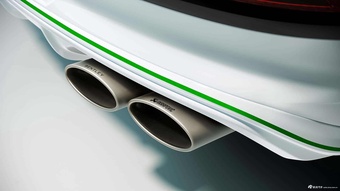 2025款添越 4.0T V8 Speed 官图