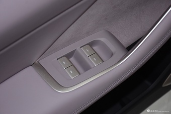2024款乐道L60 85kwh 后驱版