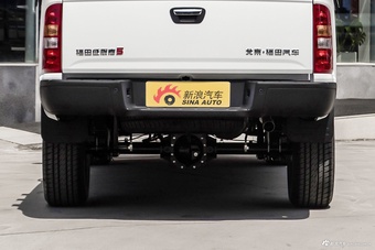 2022款福田征服者5 2.0T自动柴油两驱武林至尊长轴4F20TC