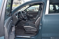 2025款奥迪Q3 45周年典藏版 35TFSI 时尚动感型