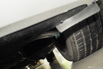 2025款腾势D9 DM-i 1020 智驾版四驱尊享型