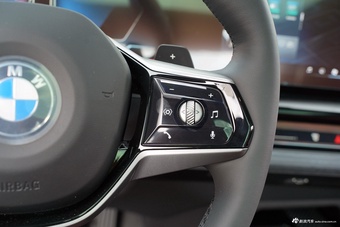 2025款宝马5系 525Li 豪华套装