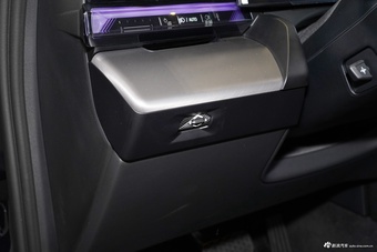 2026款宝马i5 eDrive 40L M运动套装