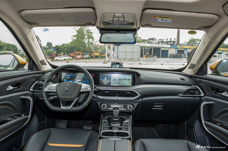 2019款奔腾T77 1.2T自动尊贵型230 TID国VI