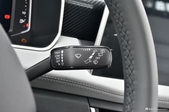 2026款探岳 3000万辆甄选款 300TSI