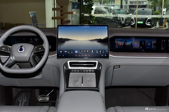 2026款腾势N9 尊荣型