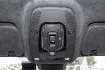 2024款奥迪SQ7 4.0 TFSI 暗夜骑士版