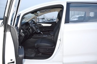 2021款比亚迪宋MAX升级版1.5T自动旗舰型7座