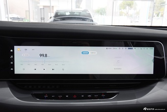 2025款极狐 阿尔法S6 735MAX 175kW