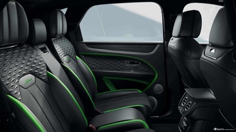 2025款添越 4.0T V8 Speed 官图