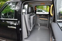 2022款LEVC TX 纯电自由出行版