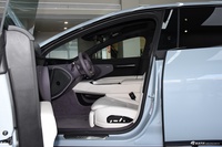 2023款阿维塔12 650 四驱性能版