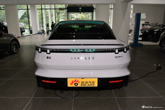 2025款领克10 EM-P 240四驱Ultra运动版