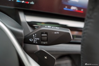 2025款宝马5系 525Li 豪华套装