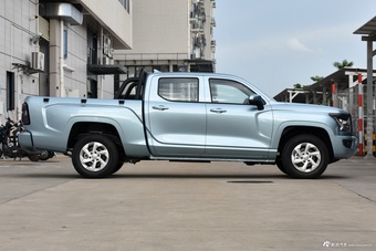 2024款金刚炮2.0T柴油 手动两驱长箱精英型