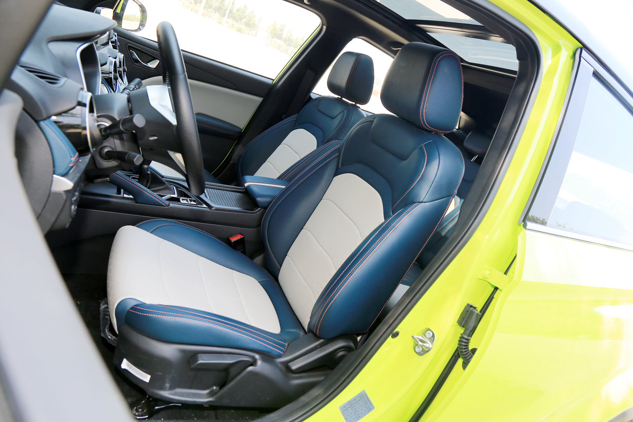 2022款风光500 1.5T CVT智享型