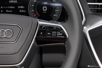 2026款奥迪A6L 45 TFSI 臻选动感型