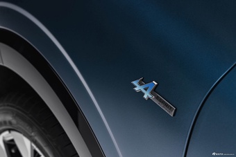 2026款梅甘娜纯电 E-Tech Electric Esprit Alpine 官图