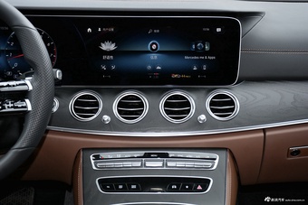 2021款奔驰E级(进口) 改款 E 260 时尚型运动版