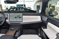 2026款沃尔沃XC70插电 四驱超长续航Core