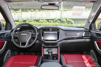 2022款上汽MAXUS T70 2.0T手动柴油四驱五周年纪念版精英版长箱平底图片