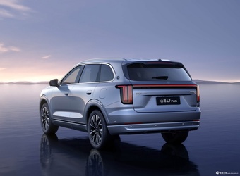 2025款山海L7 PLUS 高配 7座 官图