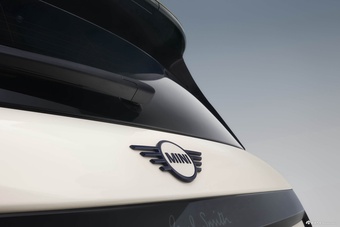 2026款电动MINI COOPER 463km PAUL SMITH 设计师款