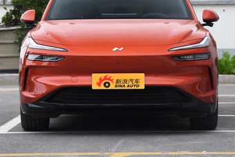 2024款乐道L60 85kwh 四驱版
