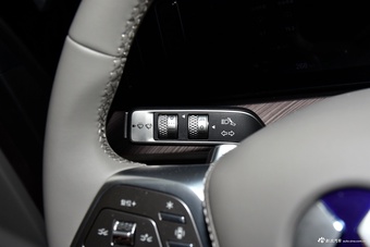 2026款腾势N9 尊荣型