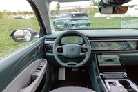 2023款ARCFOX极狐αT 688E+ 森林版