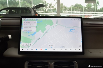 2025款零跑B01 550激光雷达版