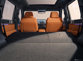 2025款方程豹钛7 基本款