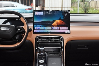 2025款博越L 第四代 1.5TD DCT 山河