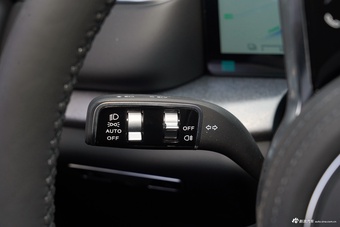 2025款红旗HS7 PHEV 改款 2.0T PHEV 四驱200万辆纪念版 7座