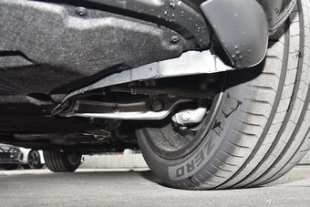 2025款奥迪Q7 45 TFSI quattro S line运动型7座