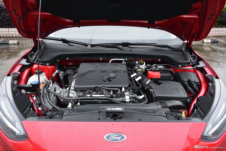 2021款福克斯Active EcoBoost 180劲潮型