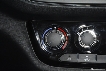 2019款欧诺S 1.5L手动经济型(非空调)