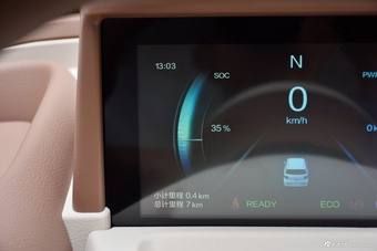 2026款奔腾小马 222km 炫彩马