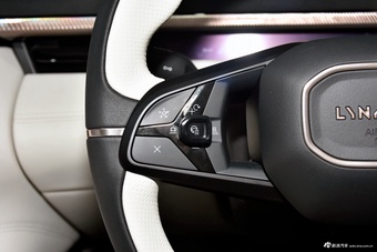 2025款领克10 EM-P 240四驱Ultra运动版